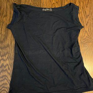 Women's deep navy boatneck tshirt